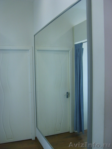 Зеркало в металлической раме, размер 2*2 м. Производство-Словакия, б/у - Изображение #1, Объявление #867428
